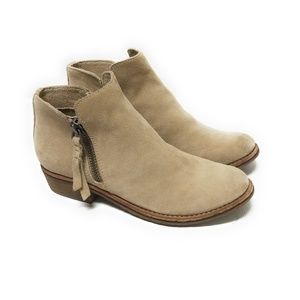 DOLCE VITA Sutton Suede Beige Ankle Boots Size 8